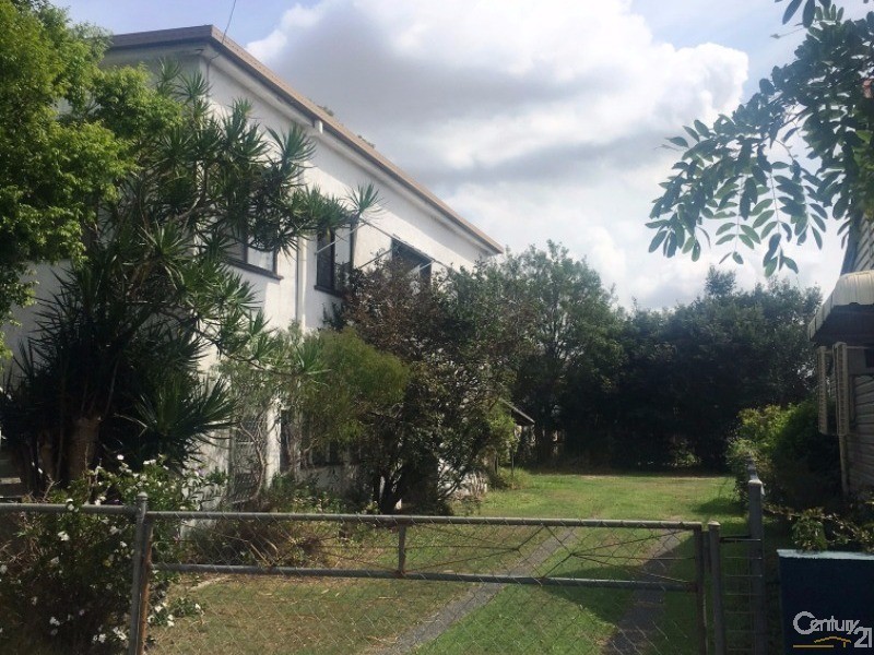 2/75 Bride Street, Wynnum QLD 4178