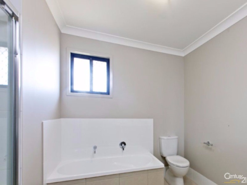 71 Whites Road, Manly West QLD 4179