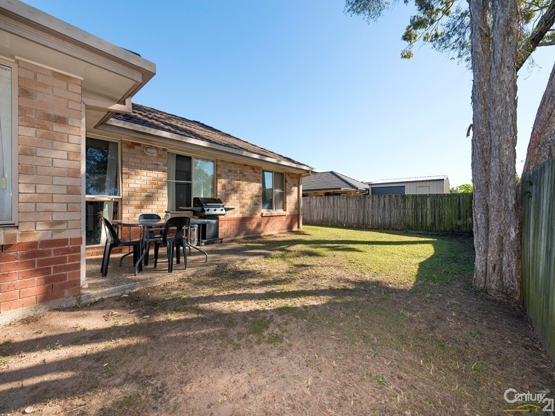 1 Tracey Street, Wynnum West QLD 4178