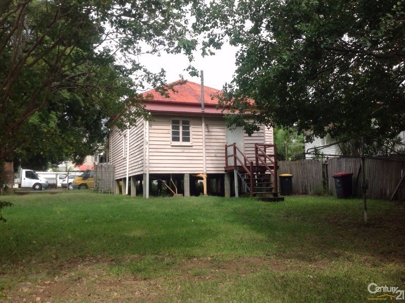 12 Bay Terrace, Wynnum QLD 4178
