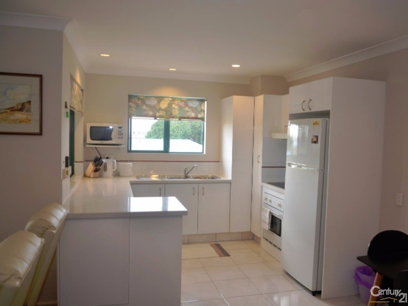 6/30 Edith Street, Wynnum QLD 4178