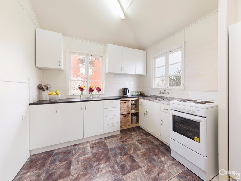 41 Henry Street, Wynnum QLD 4178