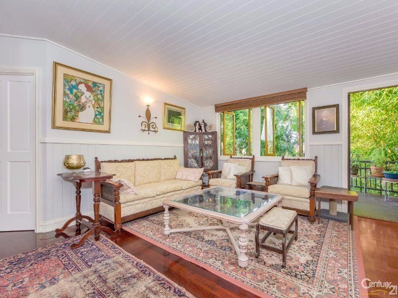 16 Bay Terrace, Wynnum QLD 4178