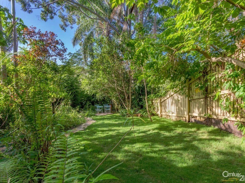 16 Bay Terrace, Wynnum QLD 4178