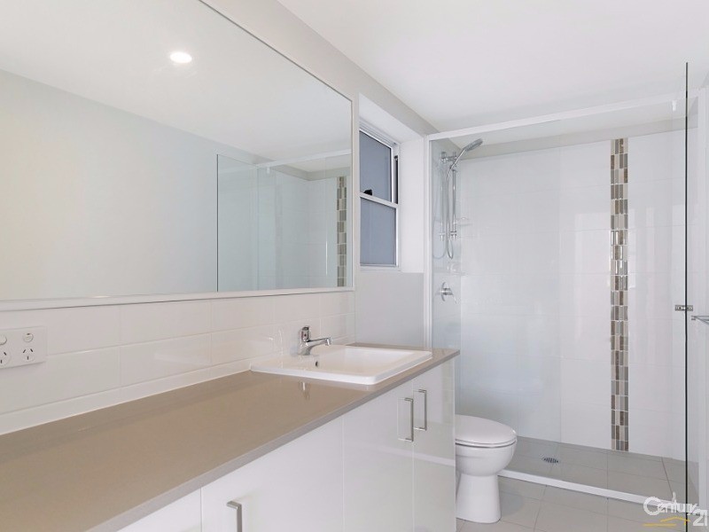 9/34 Emsworth Street, Wynnum QLD 4178