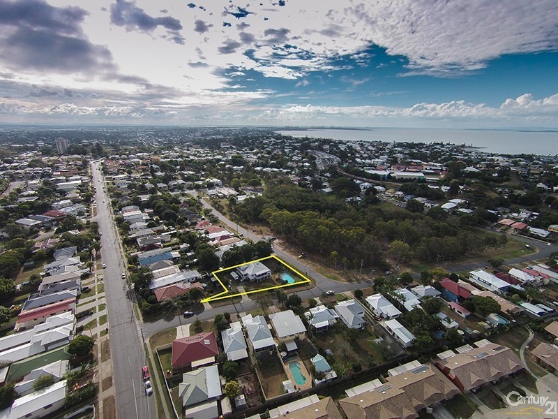 45 Wood Street, Manly QLD 4179