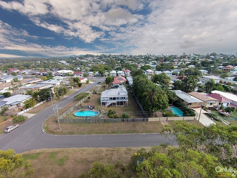 45 Wood Street, Manly QLD 4179