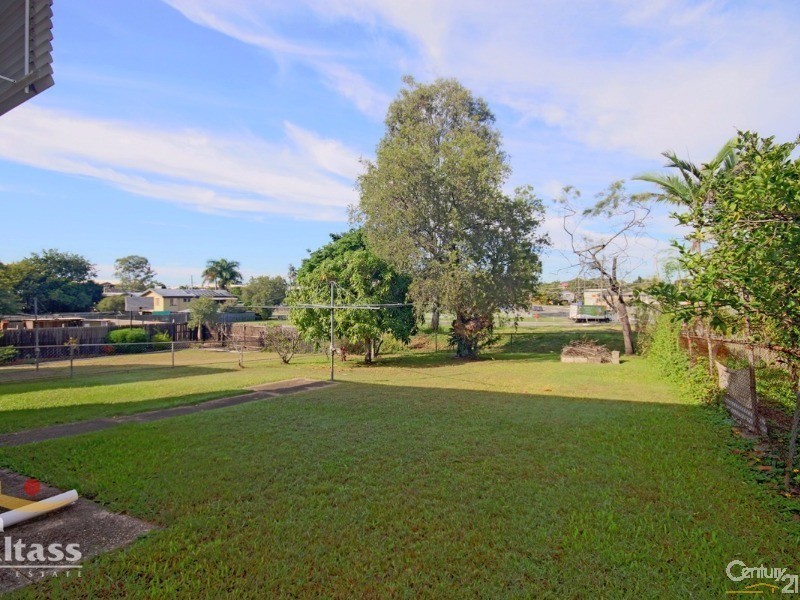 19 Gray Street, Carina QLD 4152