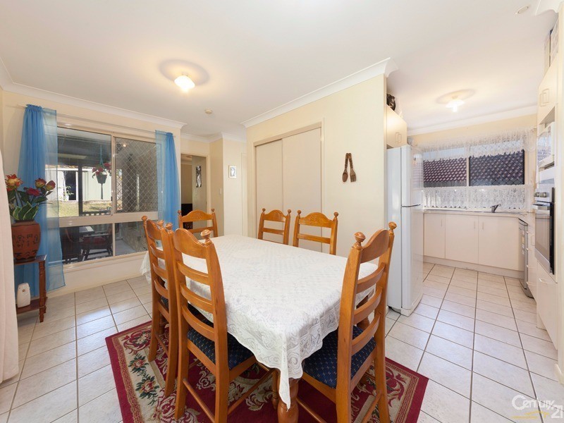 17 Jared Place, Wynnum West QLD 4178