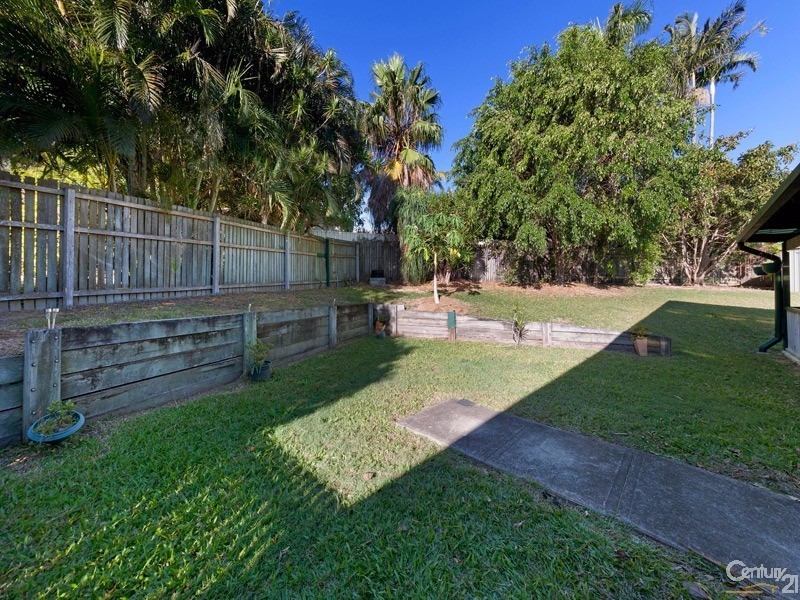 17 Jared Place, Wynnum West QLD 4178