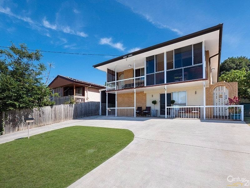 35 Bernays Road, Wynnum West QLD 4178