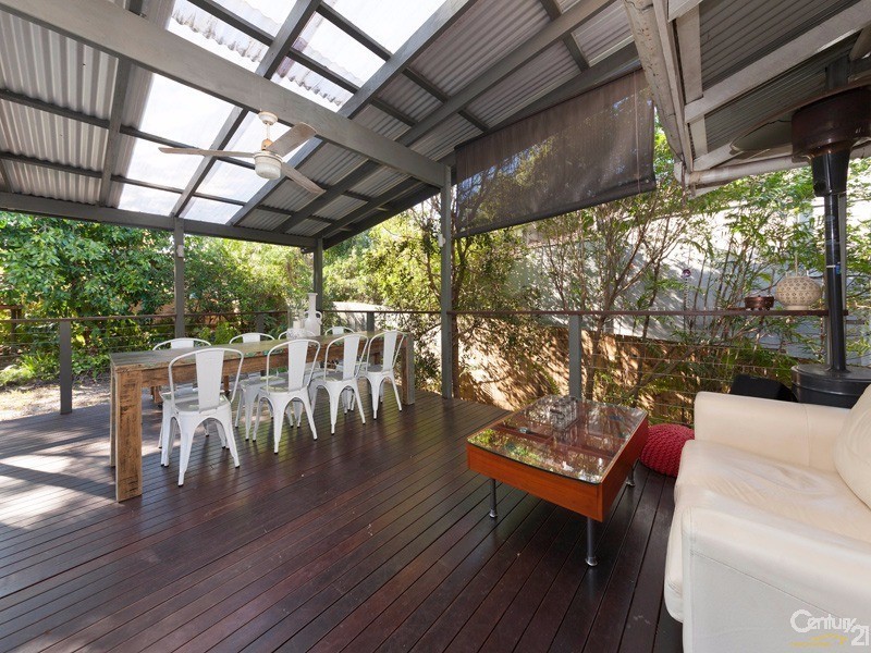 17 Allara Street, Manly QLD 4179