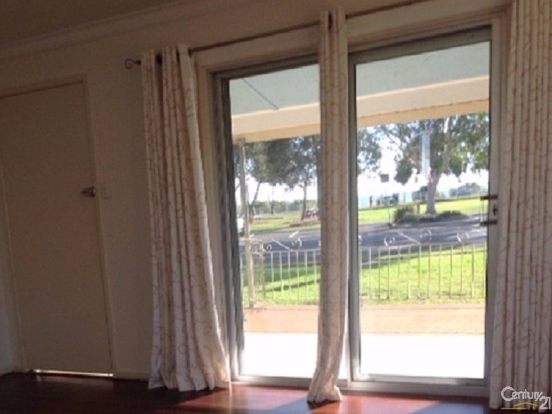 319 Upper Esplanade, Manly QLD 4179