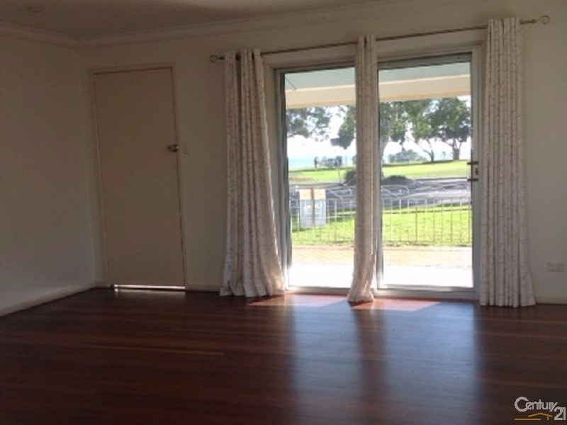 319 Upper Esplanade, Manly QLD 4179