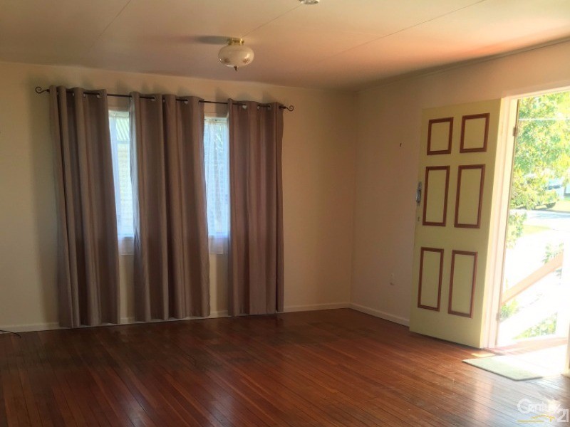 30 Montrose Parade, Wynnum QLD 4178