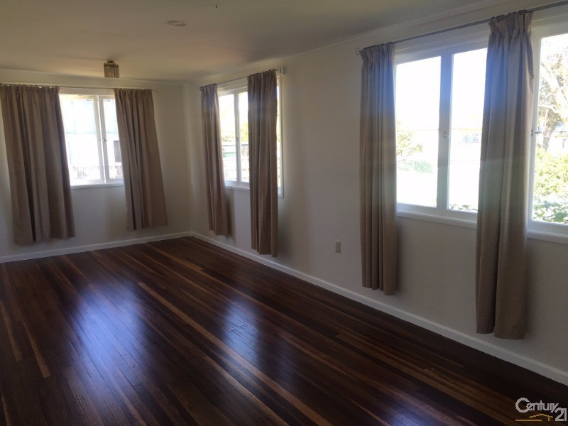 30 Montrose Parade, Wynnum QLD 4178