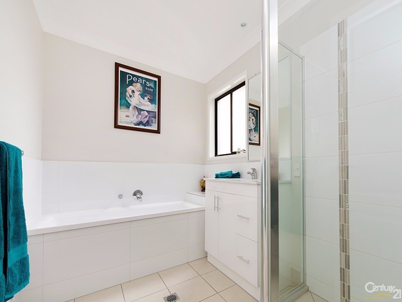 16 Tulip Street, Wynnum QLD 4178