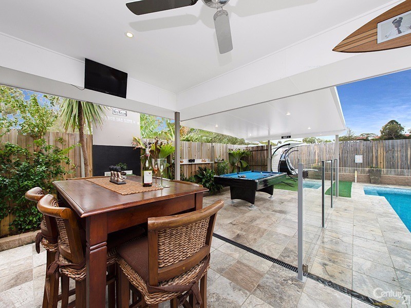 16 Tulip Street, Wynnum QLD 4178