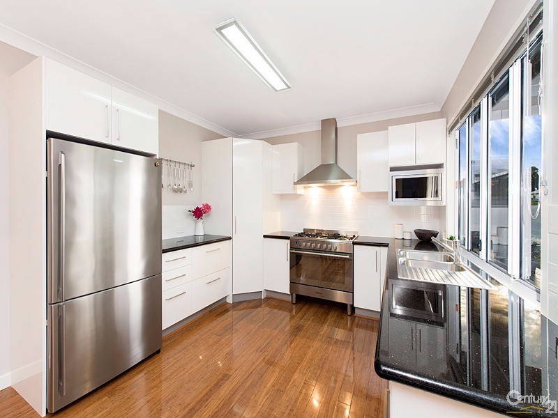 21a Ingleston Street, Wynnum West QLD 4178