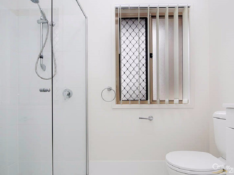 3 Radford Road, Manly West QLD 4179