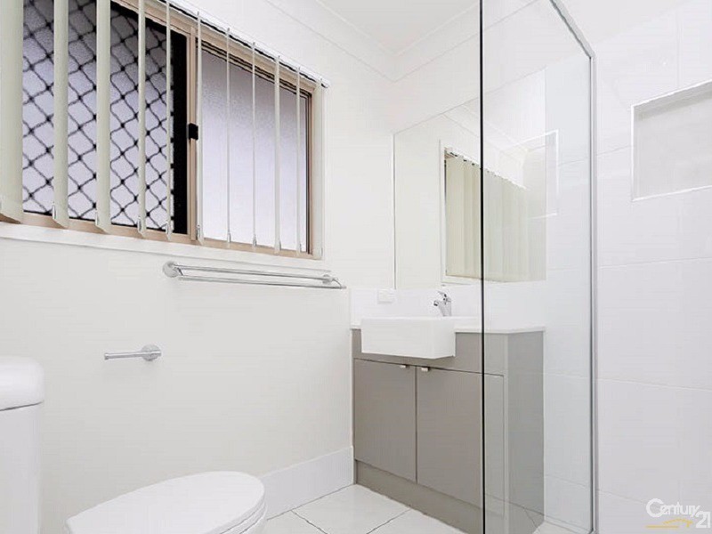 3 Radford Road, Manly West QLD 4179