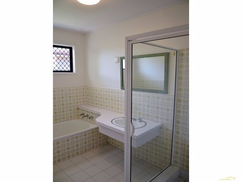 23 Gateway Street, Wynnum QLD 4178