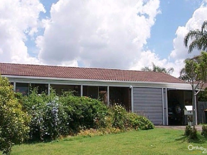 8 Scanlen Crescent, Wynnum West QLD 4178