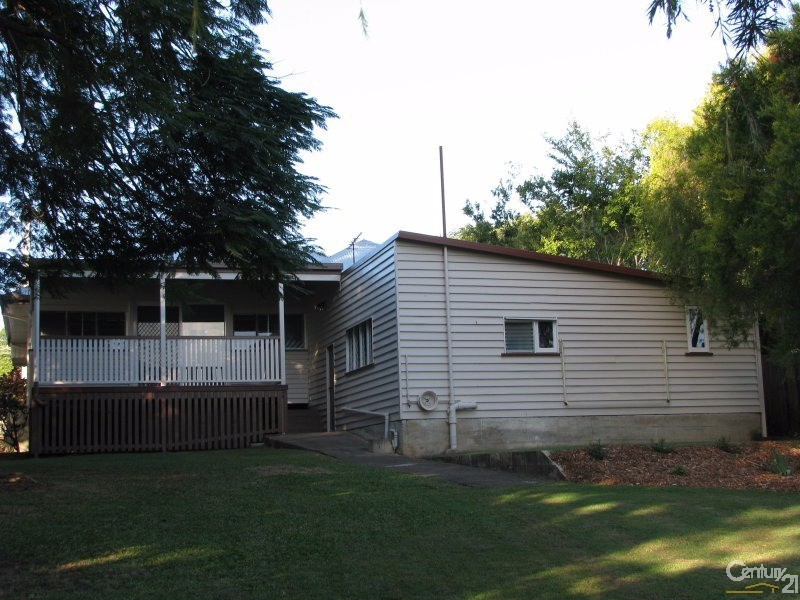 208 Wynnum North Road, Wynnum QLD 4178