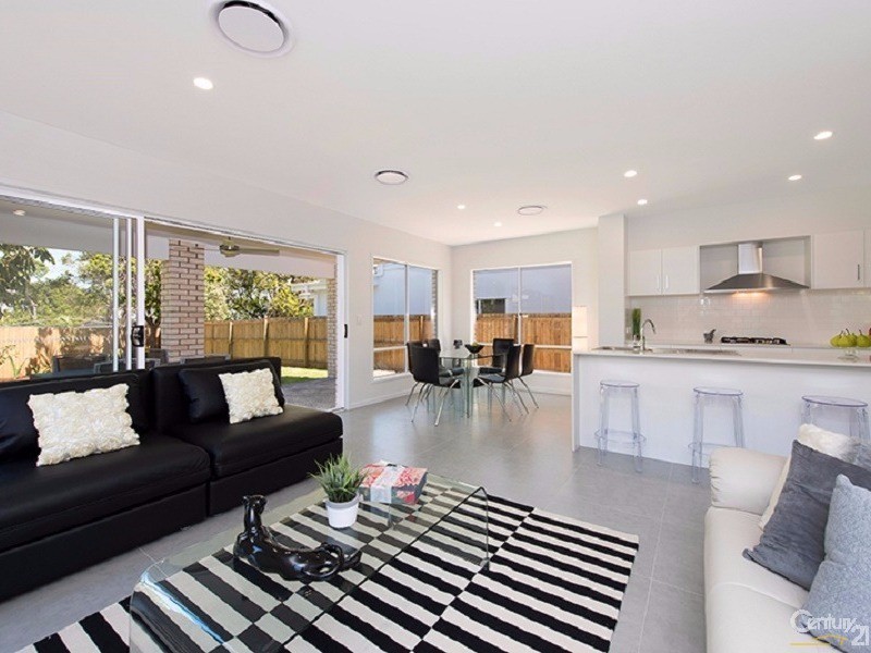 96 Sibley Road, Wynnum West QLD 4178