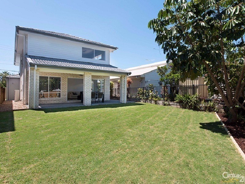 96 Sibley Road, Wynnum West QLD 4178