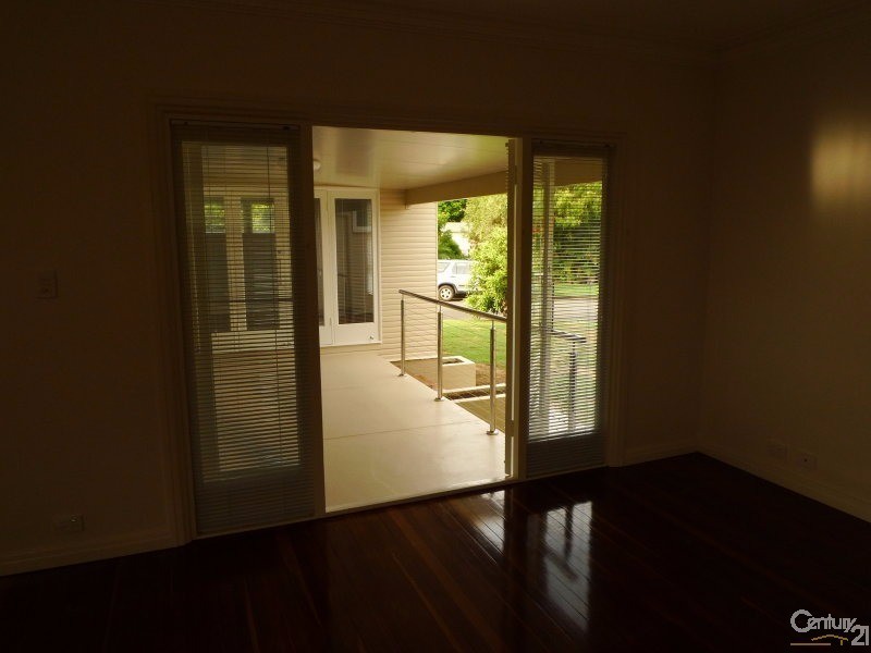 21 Duncan Street, Wynnum West QLD 4178