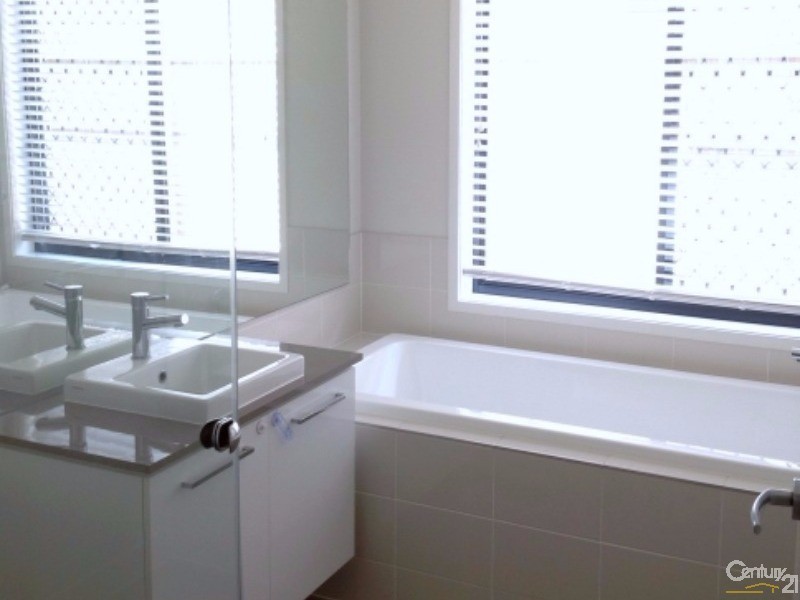 31 Foxwood Circuit, Wakerley QLD 4154