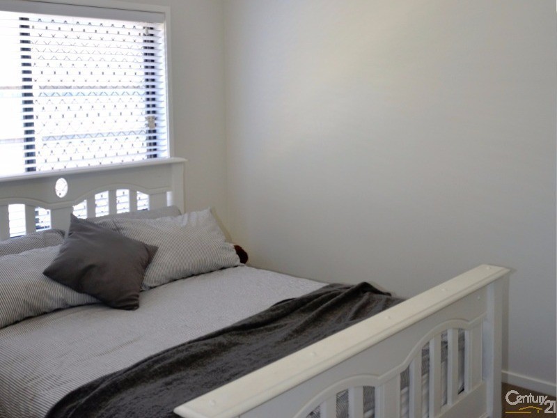 31 Foxwood Circuit, Wakerley QLD 4154