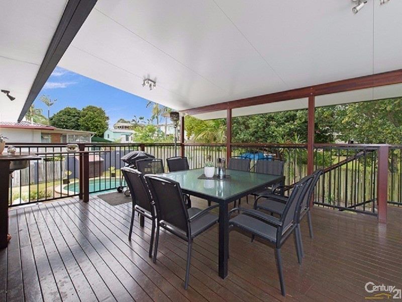 28 Orsan Street, Wynnum West QLD 4178