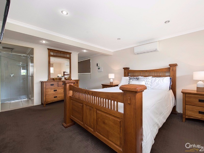 28 Orsan Street, Wynnum West QLD 4178