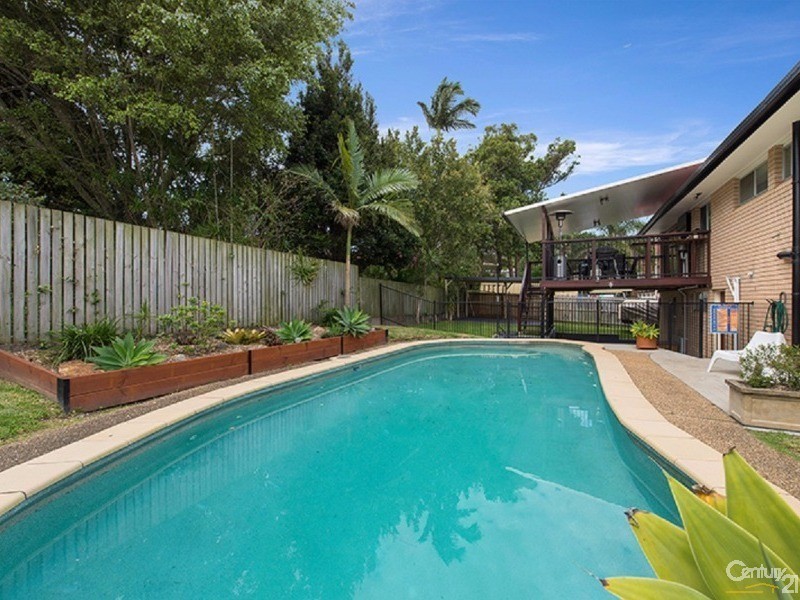 28 Orsan Street, Wynnum West QLD 4178