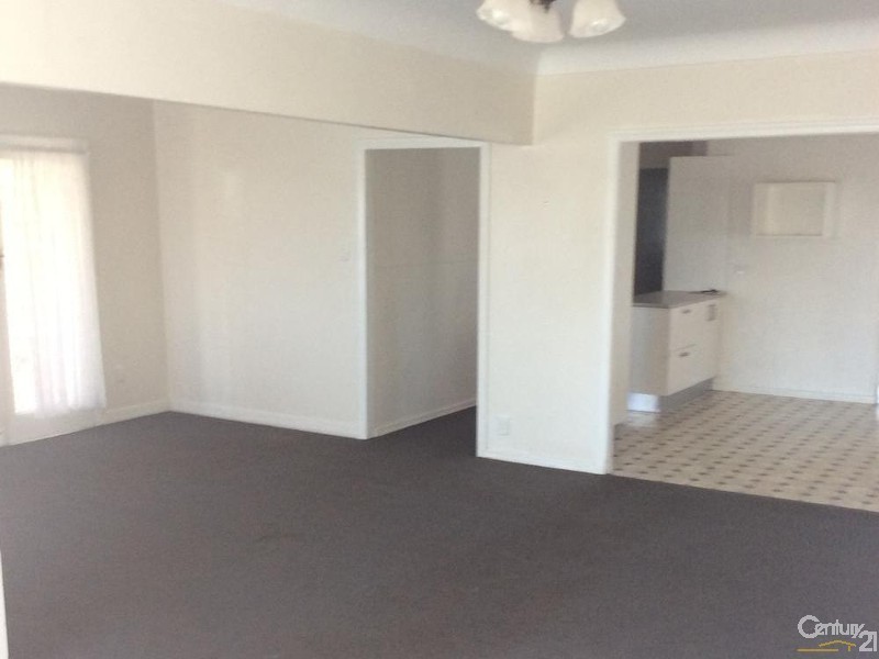 82 Manly Road, Manly West QLD 4179