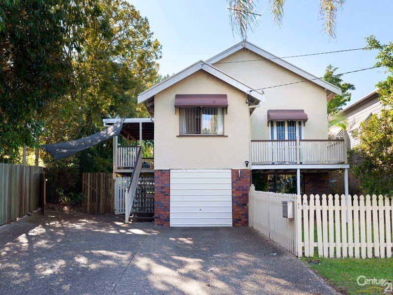 17 Allara Street, Manly QLD 4179