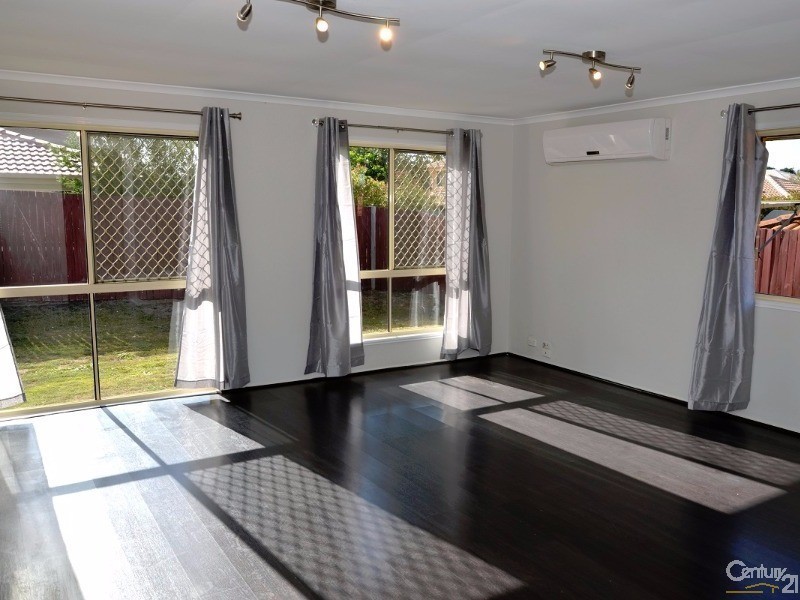 4 Magdalene Street, Wynnum West QLD 4178