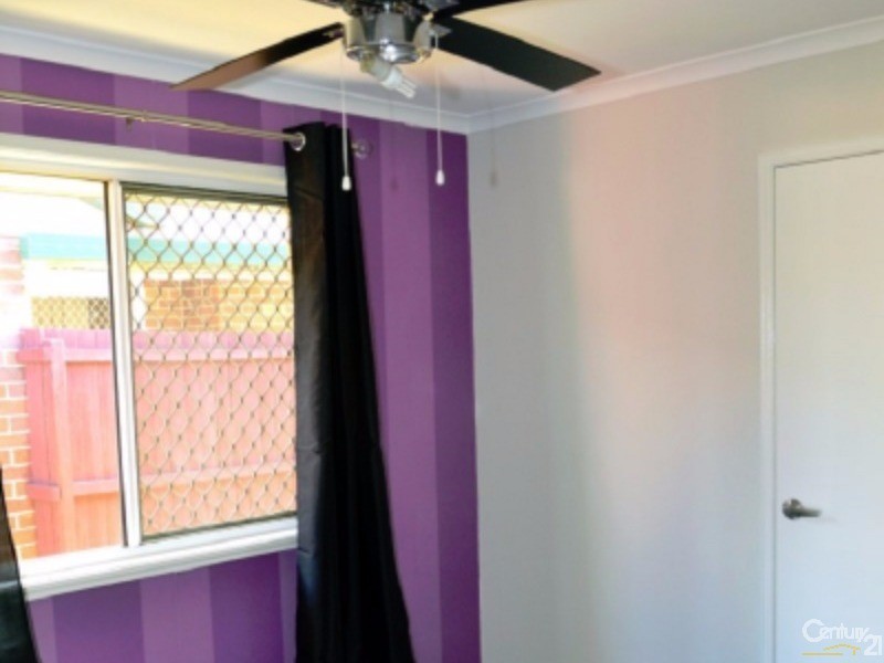 4 Magdalene Street, Wynnum West QLD 4178