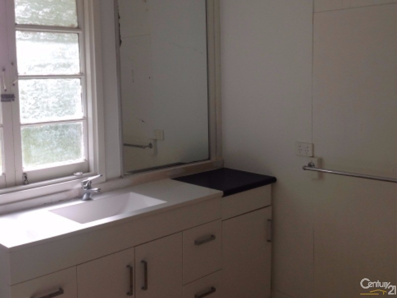 12 Bay Terrace, Wynnum QLD 4178