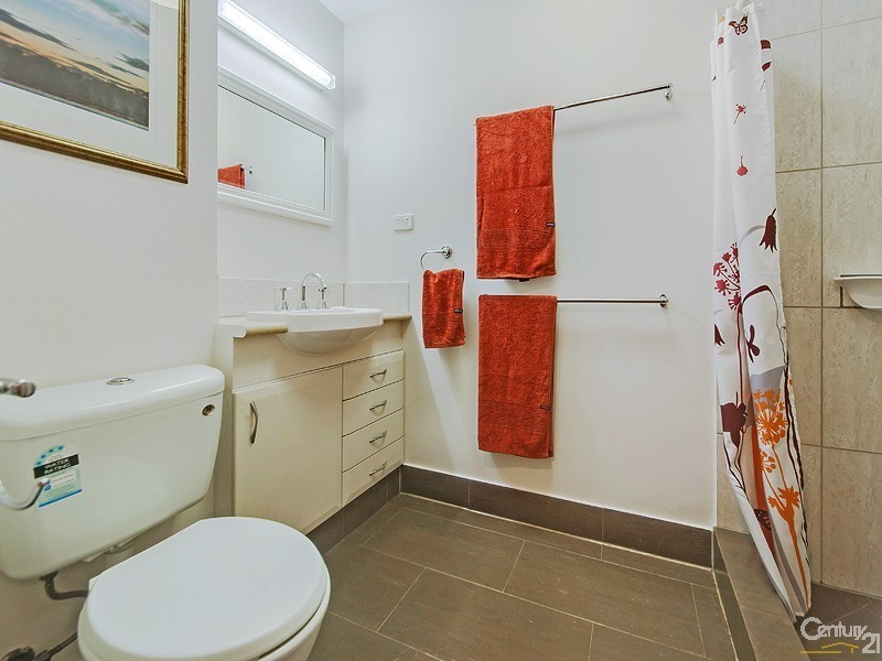 33 Irene Street, Wynnum QLD 4178