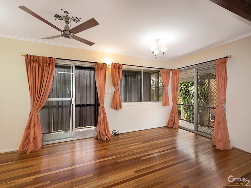 22 Glenlyn Street, Wynnum West QLD 4178