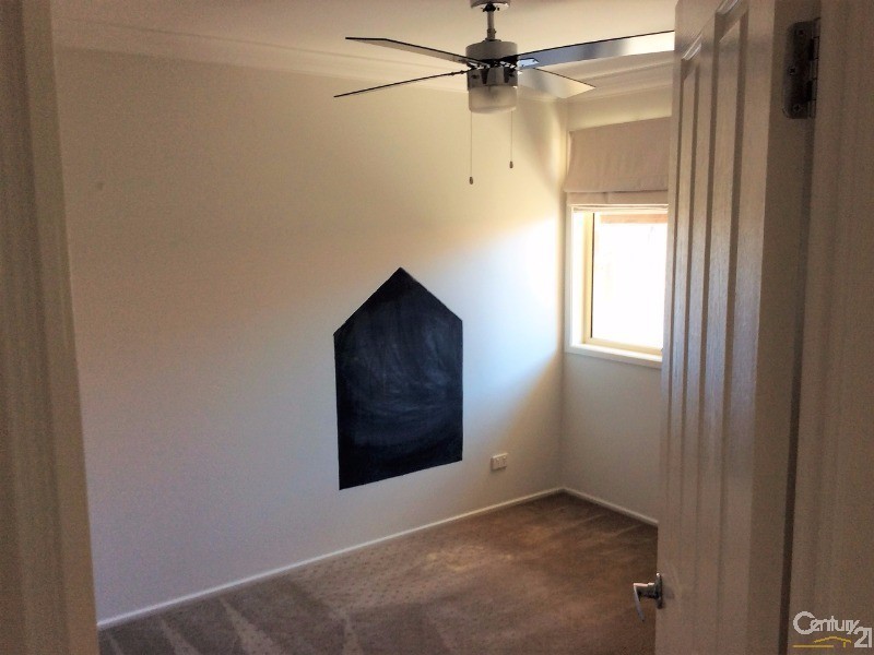 34 Holland Crescent, Wynnum West QLD 4178