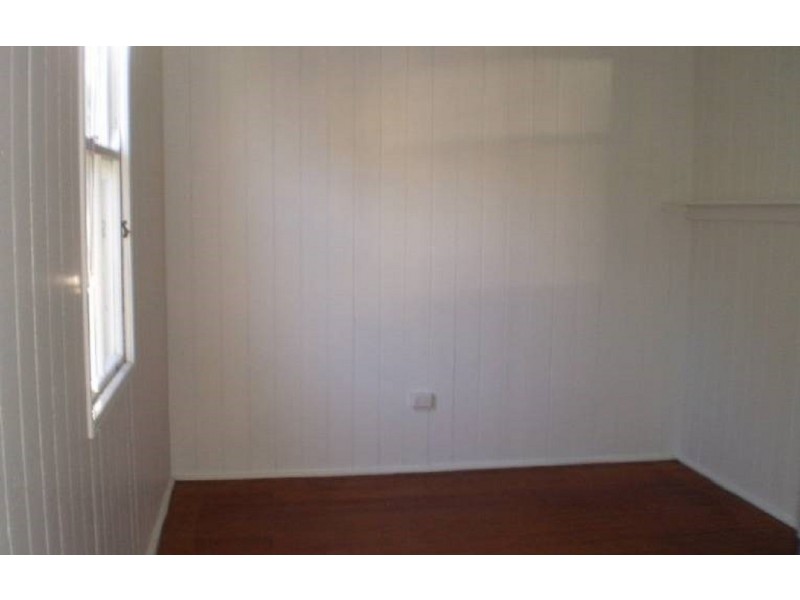 182 Melville Terrace, Manly QLD 4179