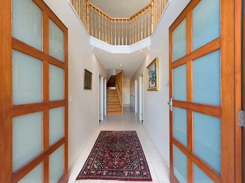 23 Saunders Place, Wynnum QLD 4178