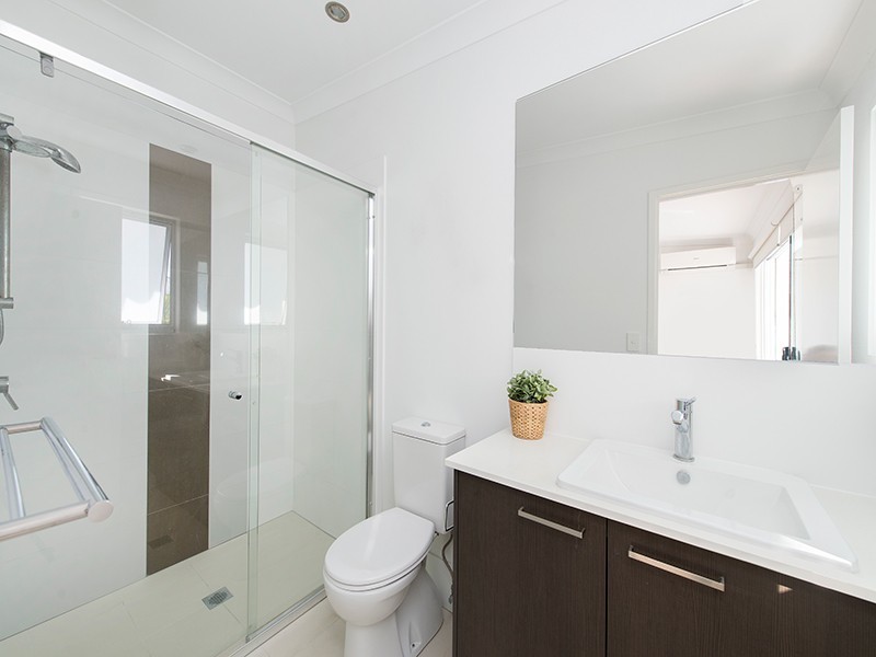 2 of 15 Fox Street, Wynnum QLD 4178