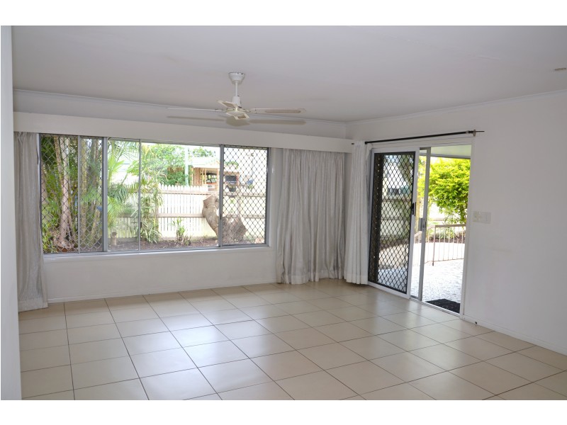 8 Joffre Street, Wynnum QLD 4178