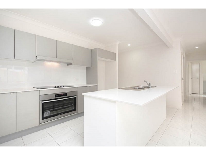 3 Radford Road, Manly West QLD 4179