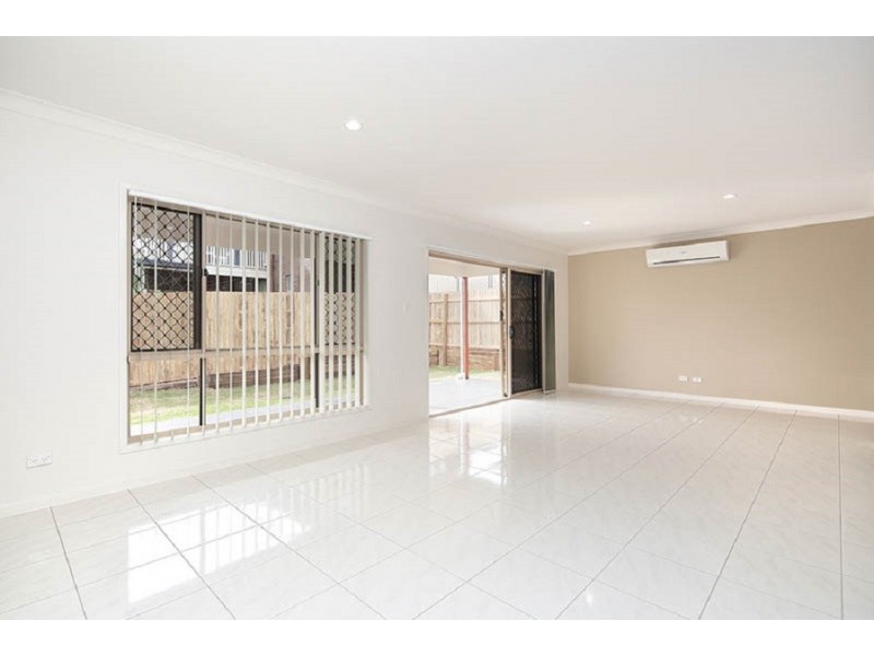3 Radford Road, Manly West QLD 4179